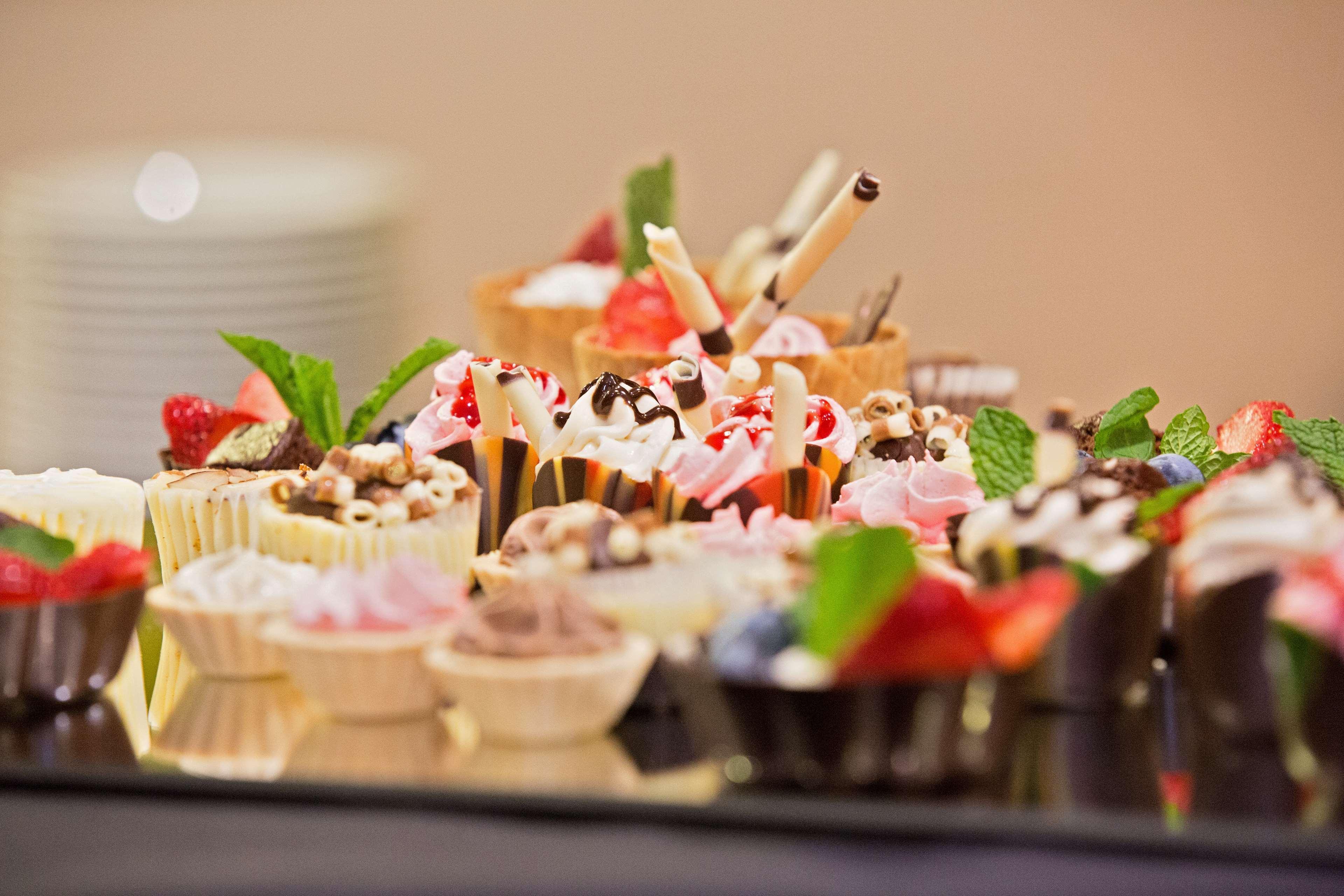 Hilton Garden Inn ווסט צ'סטר מראה חיצוני תמונה