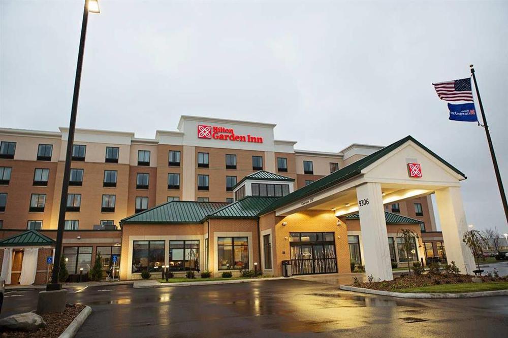 Hilton Garden Inn ווסט צ'סטר מראה חיצוני תמונה