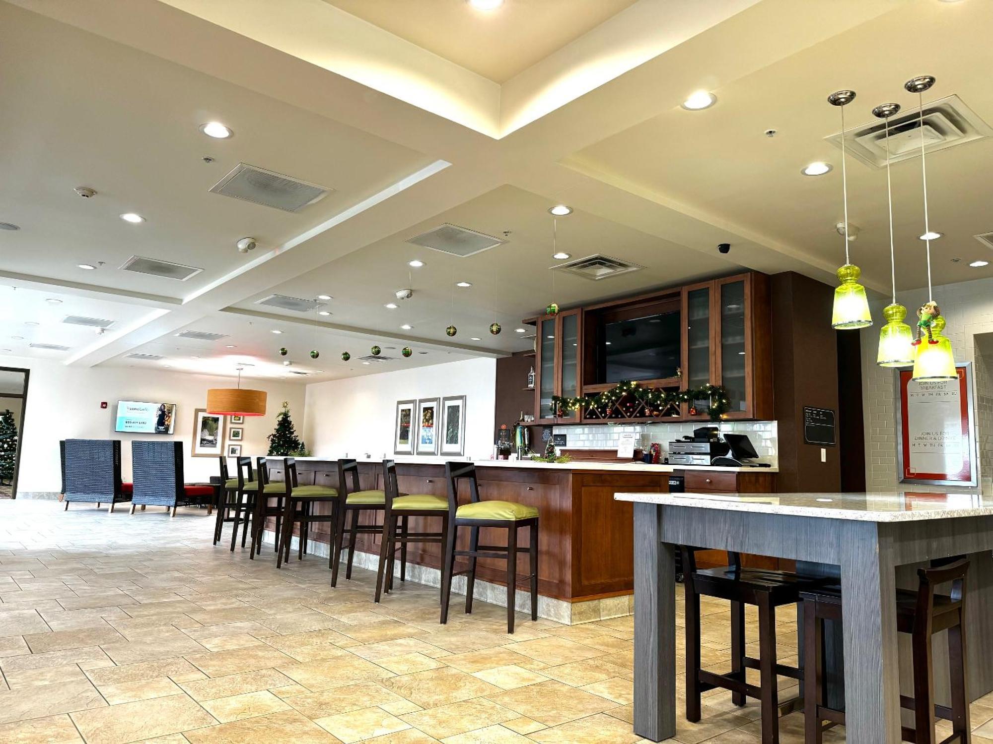 Hilton Garden Inn ווסט צ'סטר מראה חיצוני תמונה