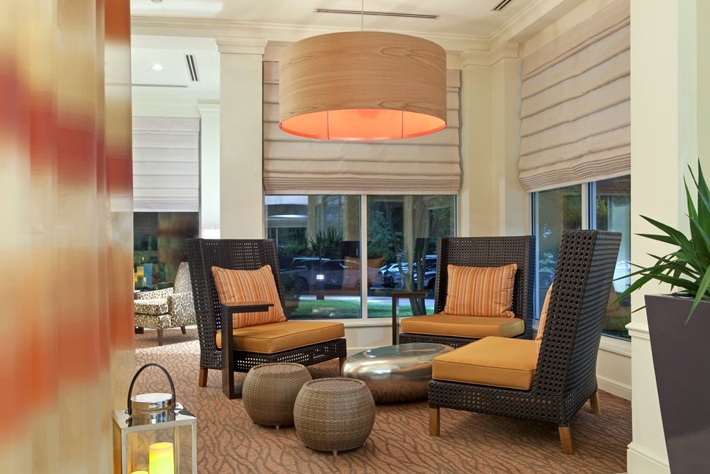Hilton Garden Inn ווסט צ'סטר מראה חיצוני תמונה