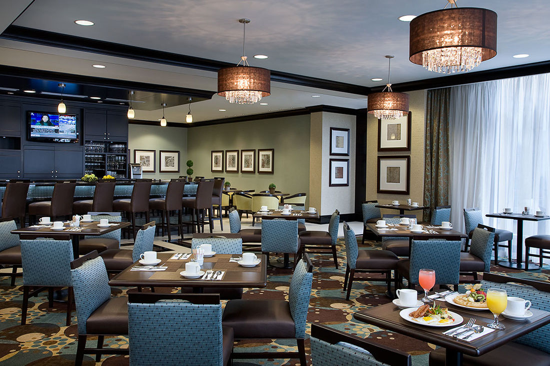 Hilton Garden Inn ווסט צ'סטר מראה חיצוני תמונה